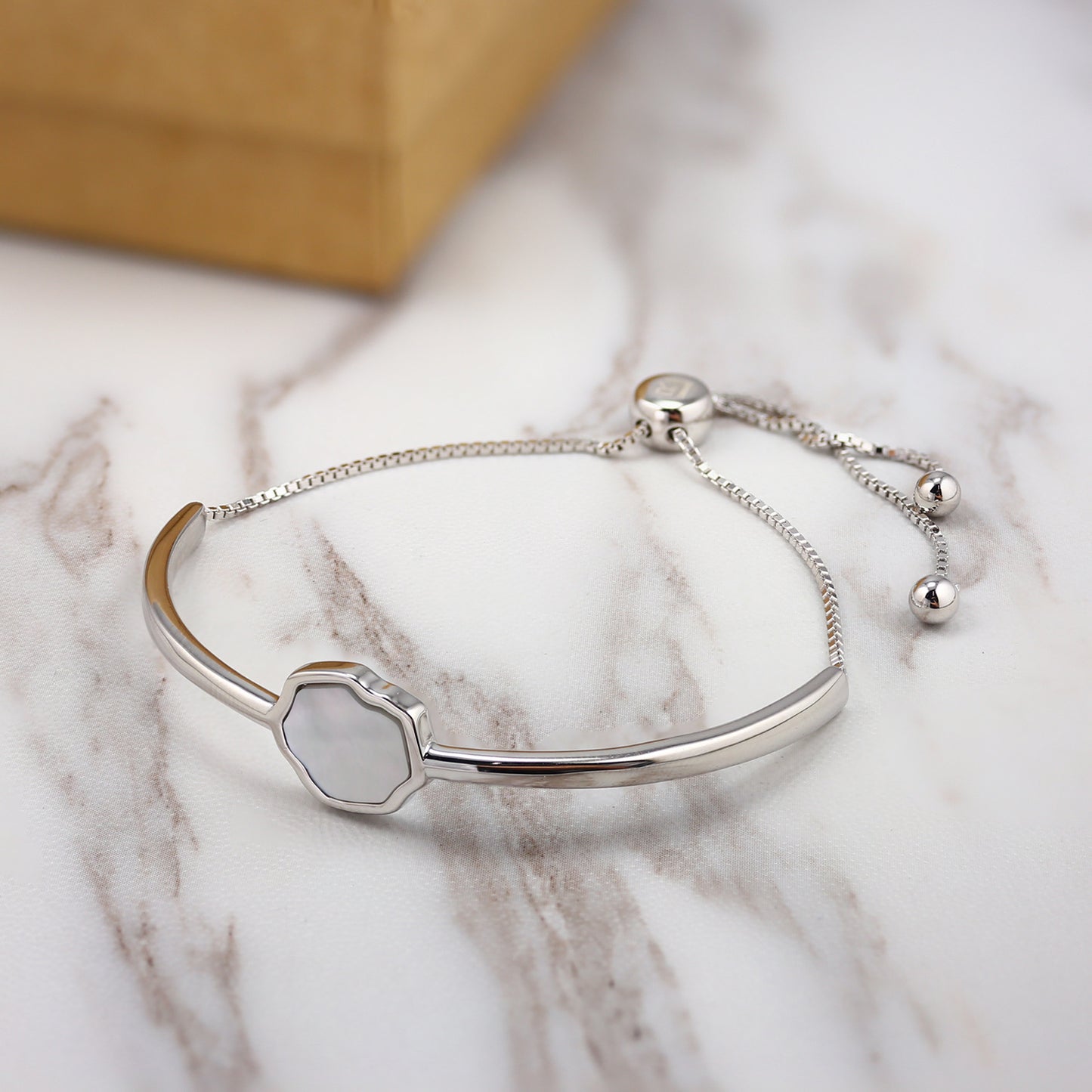 PEACE - Mother of Pearl Adjustable Bracelet (Silver)